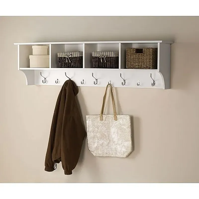 Wooden entrance hanger