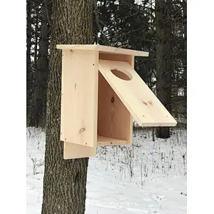 Wood duck house nesting box durable wooden bird house