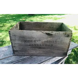 Rustic style original high explosive wooden crate