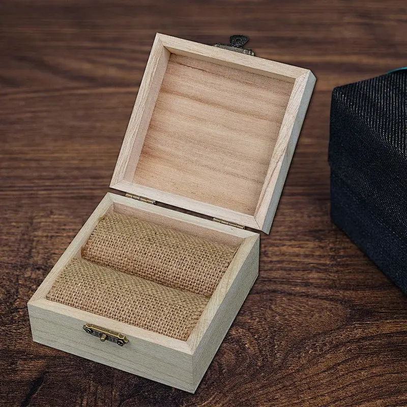 Wedding Ring Wooden Box for gift  wood jewelry box watch box  with  lid handle  small wooden carved gift