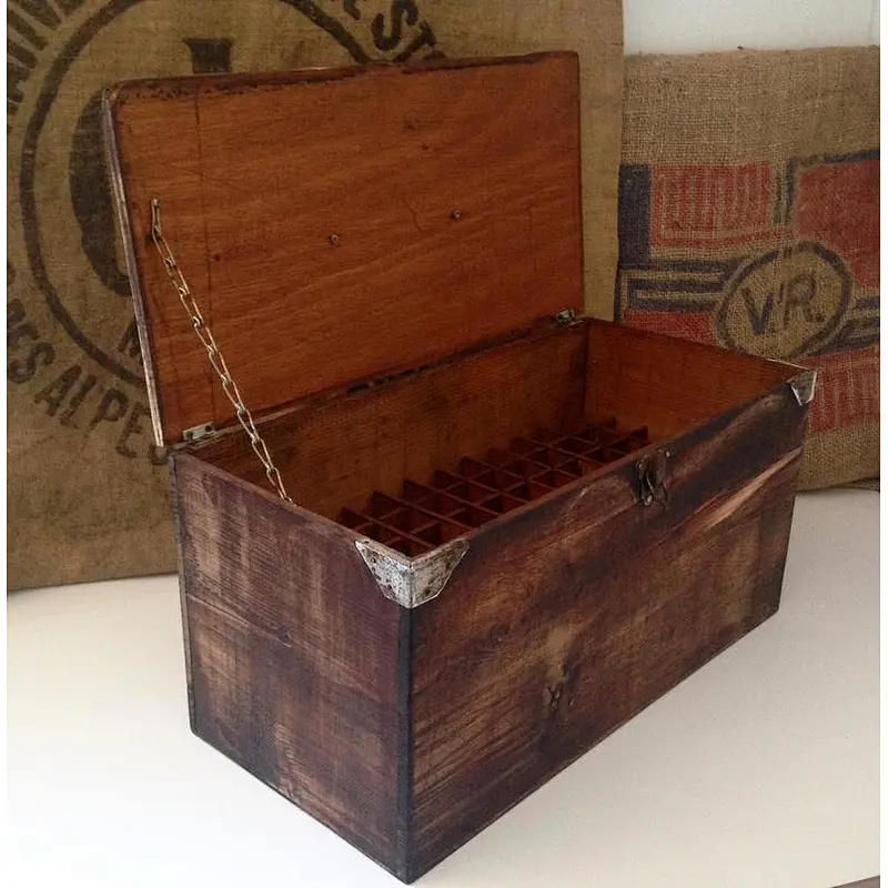 Rustic keepsake with lock personalized customized practical tool  unfinished wholesale antique  grated suitcase with wooden box