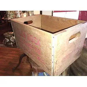 Lunlock soft drink wooden  crate