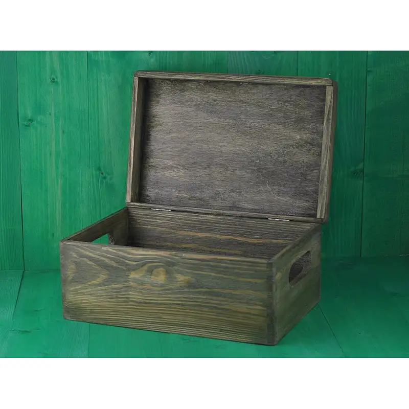 Green Wooden Box. Personalized and engraved box. Christmas gift box, Box for toys, Green Storage Box.