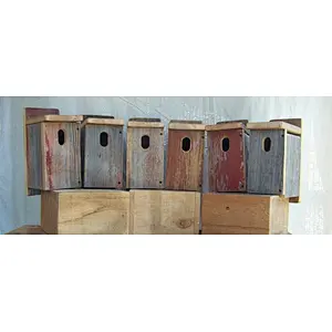 Outdoor Wooden Nest Boxes,Bluebird Barn wood Birdhouse, Rustic Outdoor Hand Made Wooden House