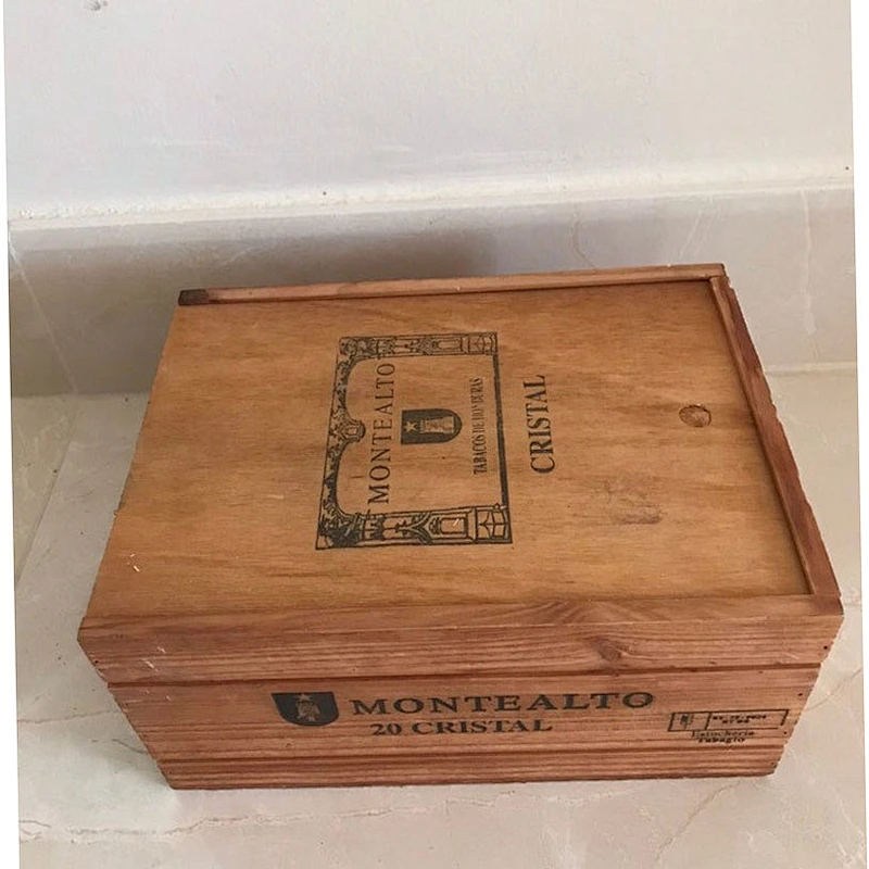 Monte Alto 20 Cristal Empty Wooden Cigar Box