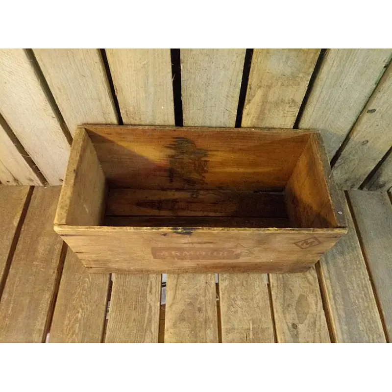 Antique reserve household armored box