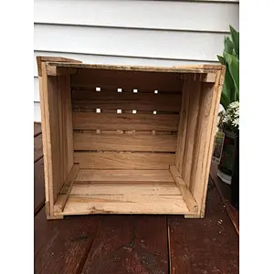 2019 Rustic Wood Planter Box Christmas