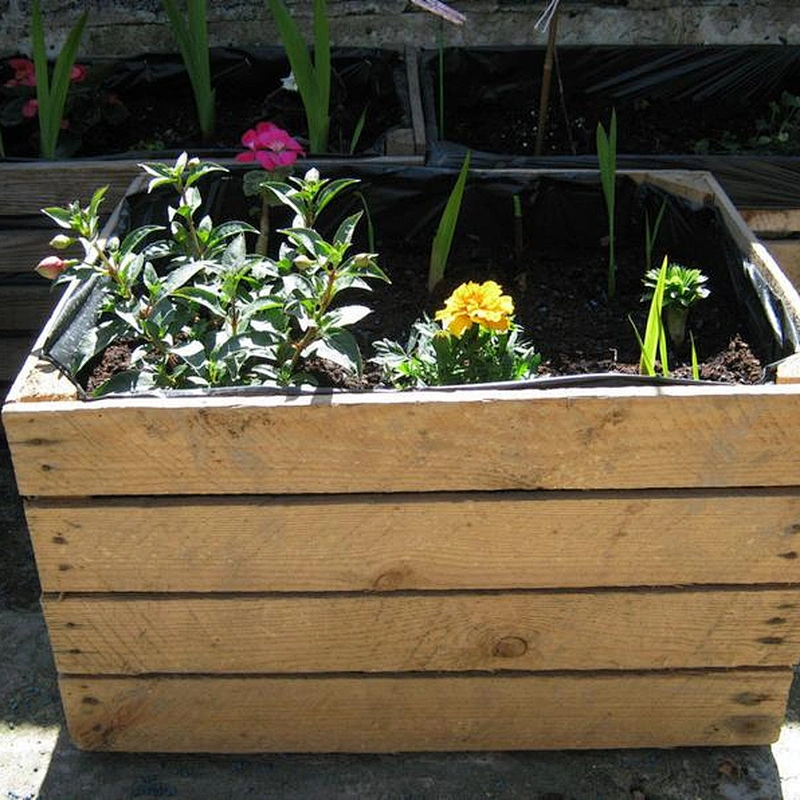 Wooden flower pot customized 2020