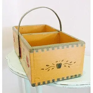 Farmhouse wooden basket Crates, Hand painted wooden Crates, Vtg wooden basket  Crates