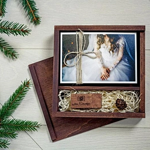 5 Wooden photo box for 4x6 prints | Maple engraved box for photos and usb packaging