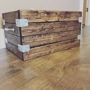 Country style boutique custom  wooden box storage