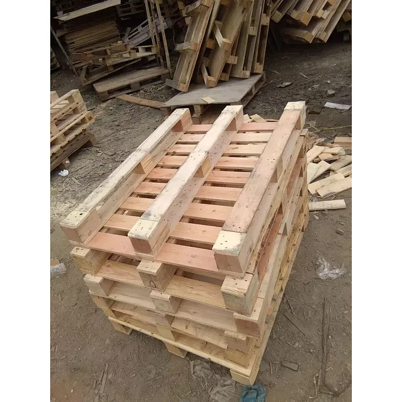 Wooden pallet board forklift truck floor moisture-proof  pad bin factory logistics wooden frame shovel shovel board export palle