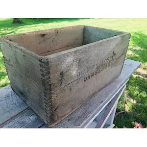 Rustic style original high explosive wooden crate