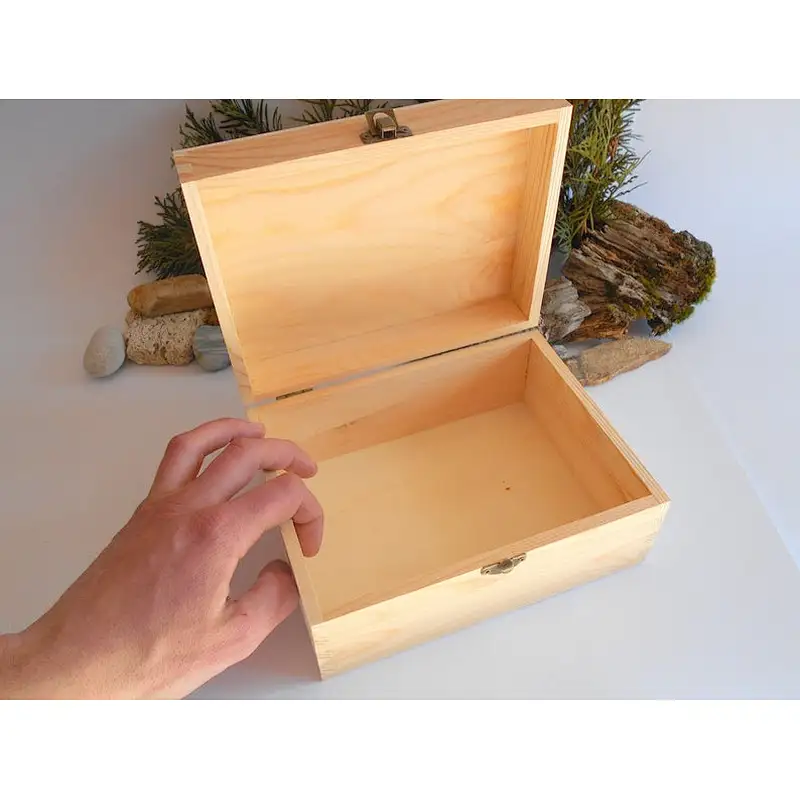 Wooden cases, large rectangular boxes, unfinished wooden cases.Pine wooden case.Craft box