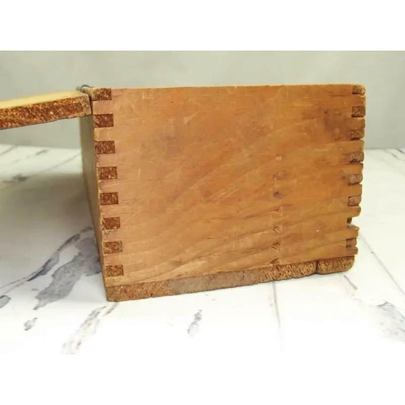 Antique Rural Primitive Square Wooden Dovetail Box Crate  With Lid