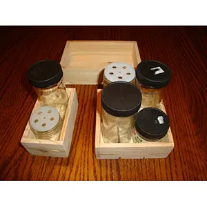 Wooden crate family dector 2020