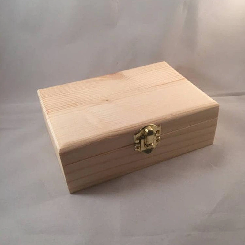Small - Unfinished Wood Box Hinged with Clasp No Feet 2020