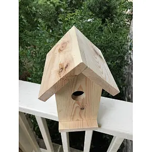 Rustic retro style primary color simplified version of bird nest