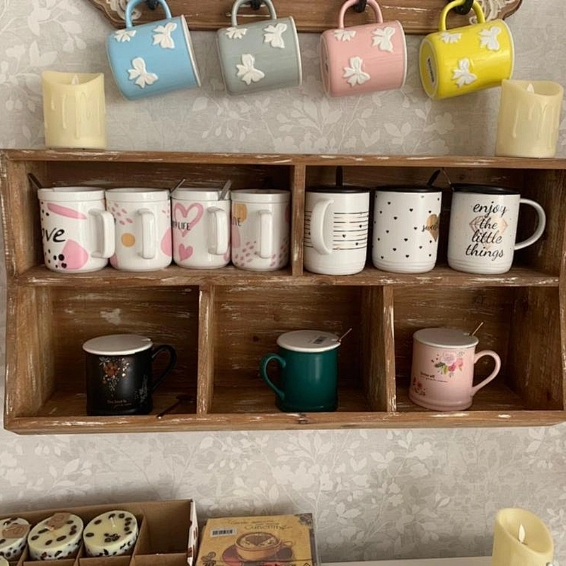 Cup holder wooden shelf organizer home decor storage for kitchen