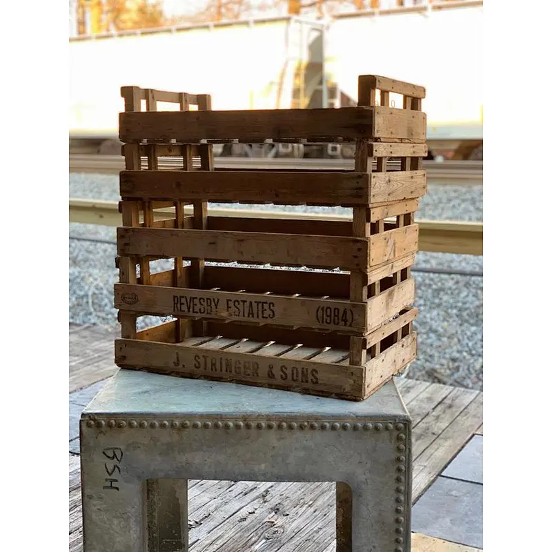 Farmhouse Wooden Tray Vintage Crate with Logo , Rustic Retro Wooden Storage, Farmhouse Style Wedding Decor