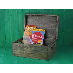 Green Wooden Box. Personalized and engraved box. Christmas gift box, Box for toys, Green Storage Box.