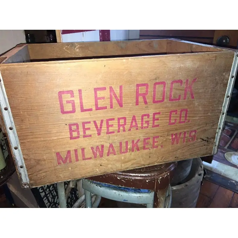 Lunlock soft drink wooden  crate