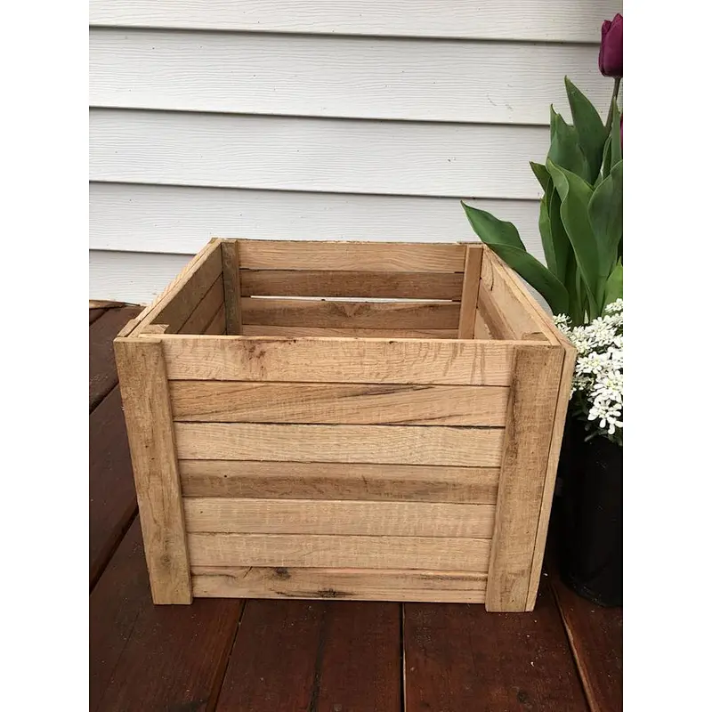2019 Rustic Wood Planter Box Christmas