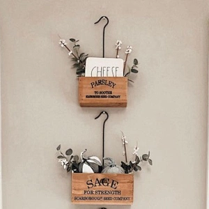 Beautifully Crafted Of Distressed Wood And Rustic Metal Hooks  For Planter Flowers Wall-mounted Wooden flower pot