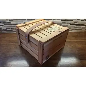 Personalized wooden pie crate box, wooden pizza box with leather carrier