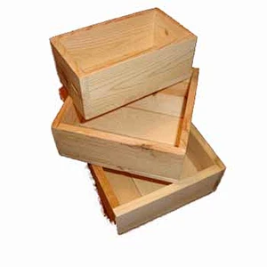 Wooden crate family dector 2020