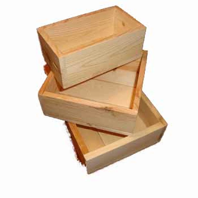 Wooden crate family dector 2020