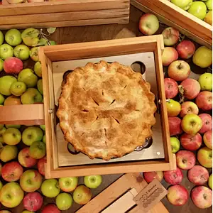 Personalized wooden pie crate box, wooden pizza box with leather carrier