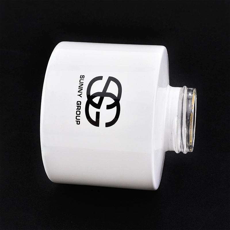 Wholesales light spray white color glass diffuser bottle perfume bottle