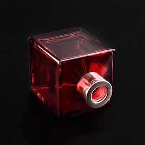 hot sales square glass diffuser bottle