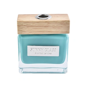 Wholesales luxury blue scented square glass diffuser bottles with wood cap