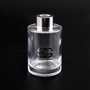 Wholesales empty high reed diffuser glass bottle 150ml
