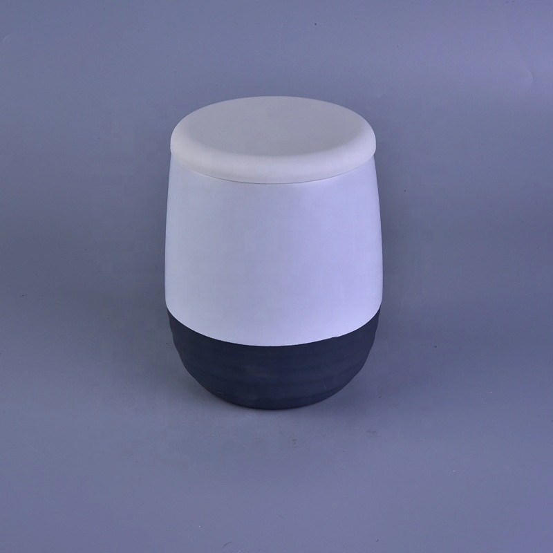 Round color frosted ceramic candle holders with lids