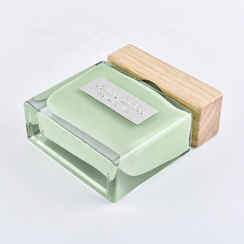 Wholesales luxury square scented colors glass diffuser bottles with wood cap