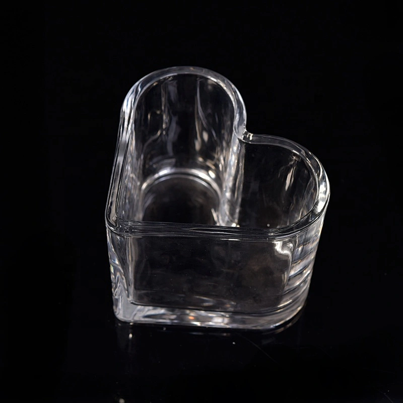 Wholesales luxury heart shape tealight glass candle jar with lids