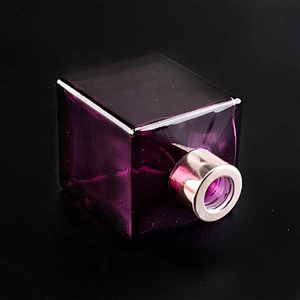 Purple square transparent glass  perfume diffuser bottles