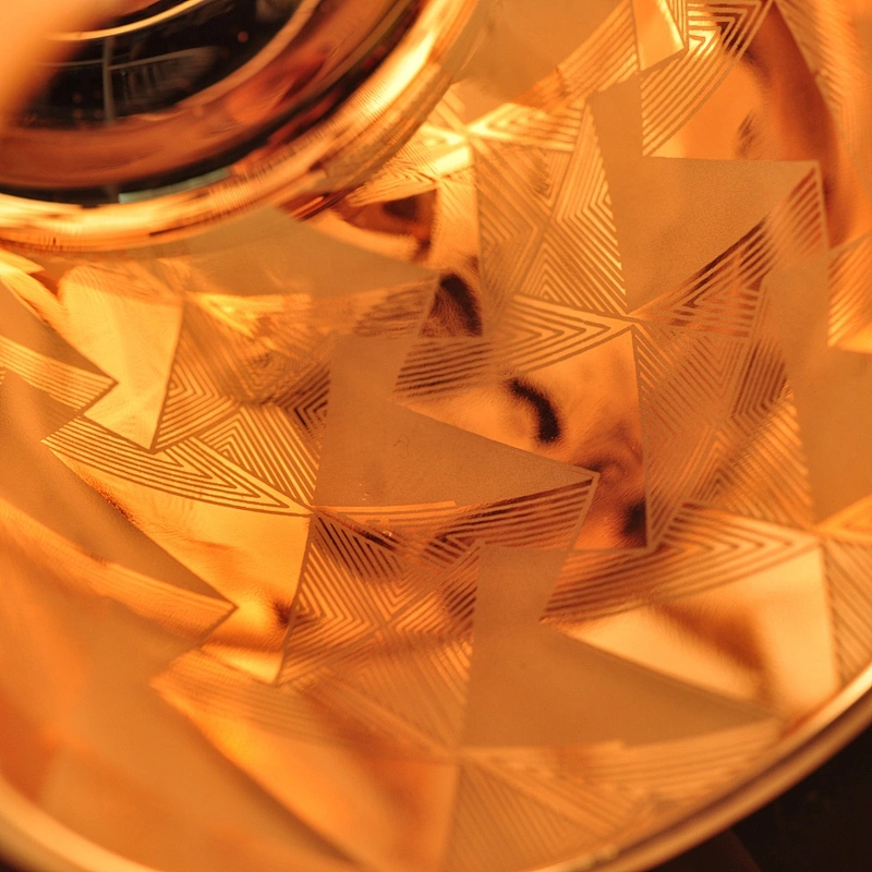 Wholesales luxury custom gold engraving tealight glass candle holder