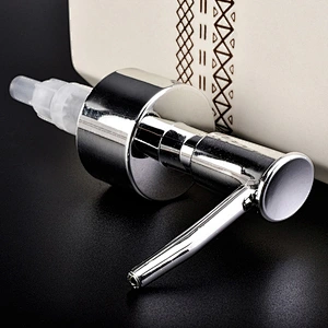 cheap chinese modern brand name hotel bathroom luxury ceramic accessories sets complete