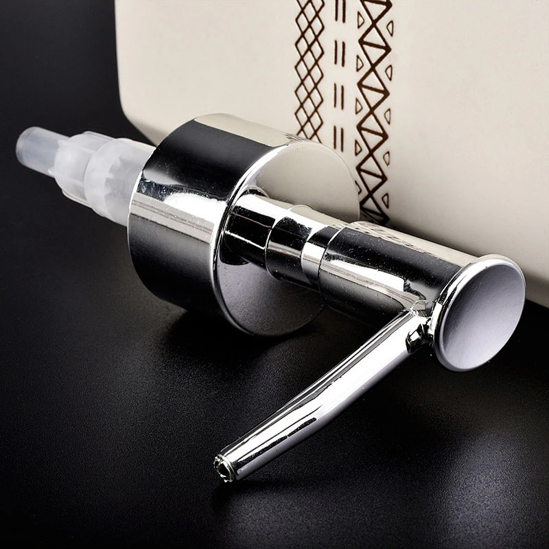 cheap chinese modern brand name hotel bathroom luxury ceramic accessories sets complete