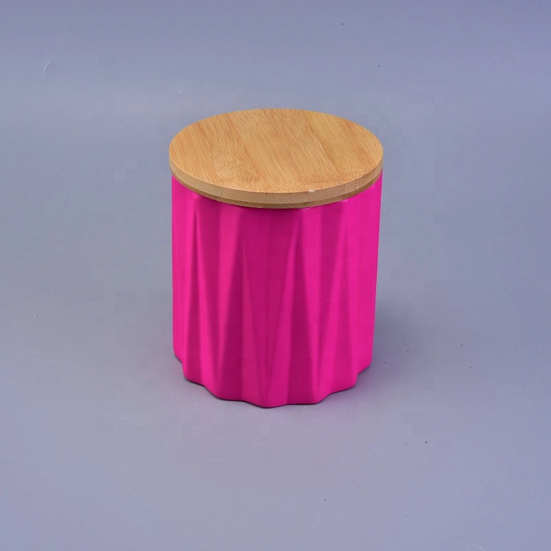 Matte iridescent ceramic candle holder with wood lid