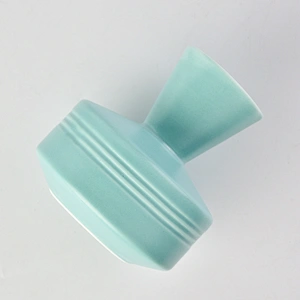 Chinese decorative reed diffuser ceramic fragrance oil reeds bottles