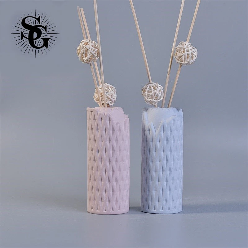 Sunny pink cylindrical like ceramic reed diffuser bottle with great quality
