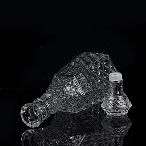 Whisky glass bottle with crystal glass
