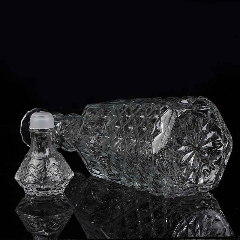 Whisky glass bottle with crystal glass