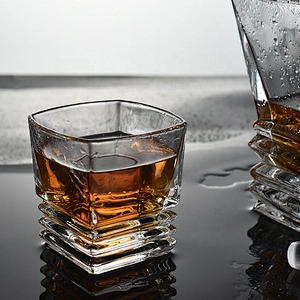 5pieces old school Lead Free crystal Whiskey Glass Decanter cup sets