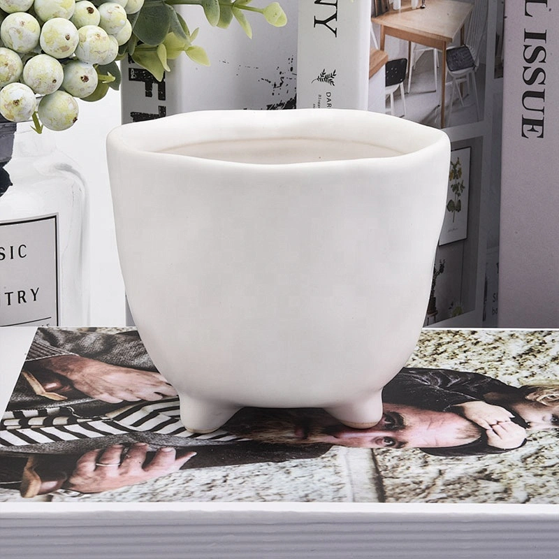 Wholesales Rustic standing white candle vessel